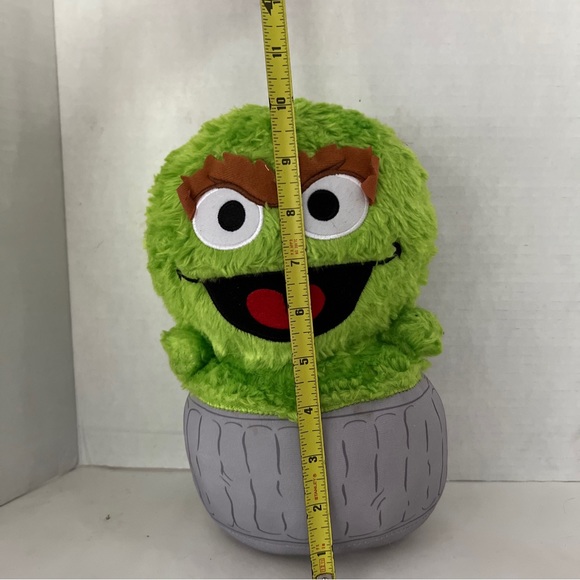 Sesame Street Oscar the Grouch Plush 50th Anniversary 2019 50 Years Counting 10” - Picture 7 of 7